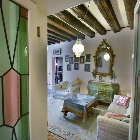 Ve.n.i.ce. Cera Casa Del Sol